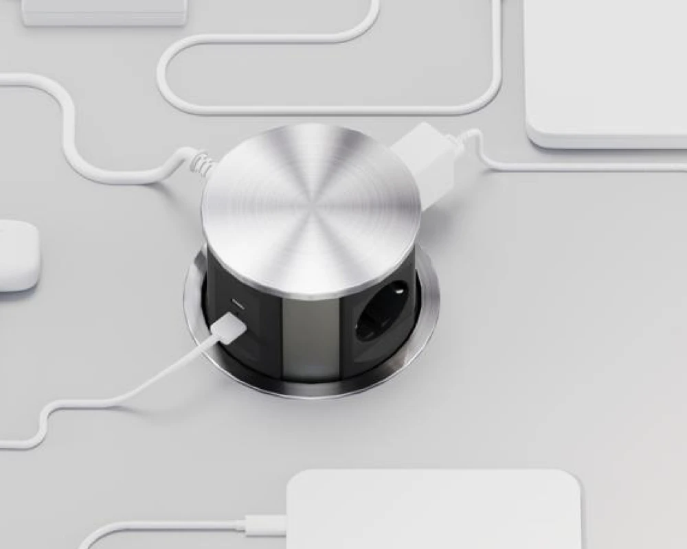 Блок розеток выдвижной вертикальный (3 розетки, USB-A, USB-C) d135 Рива / Riva