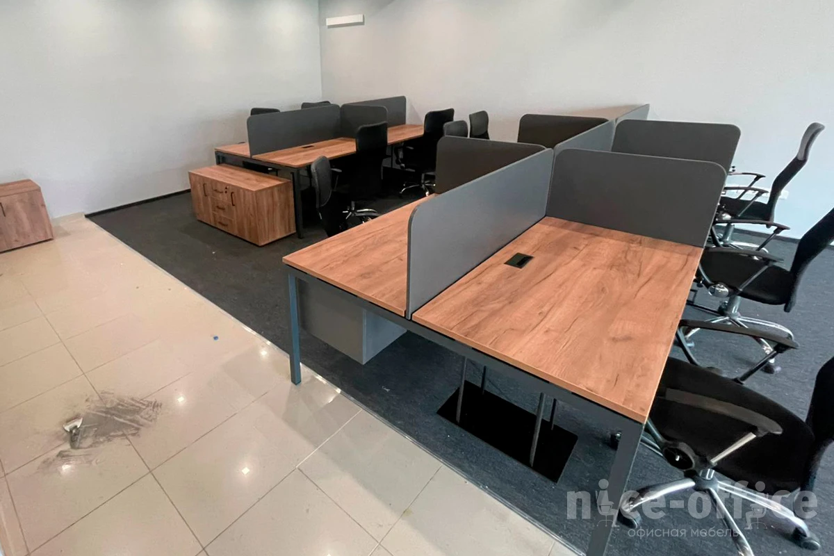 Рабочая станция 2-х сторон. на П-образном каркасе 40 мм 1380x1432x750 Style Project фото в интерьере 1