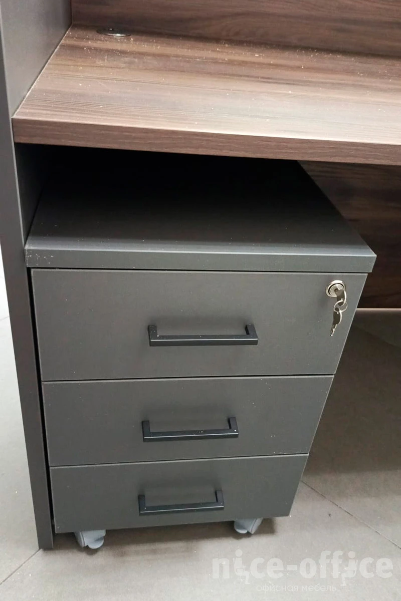 Тумба мобильная 3 ящ. Стандартные колеса 416x460x611 Style Project фото в интерьере 4